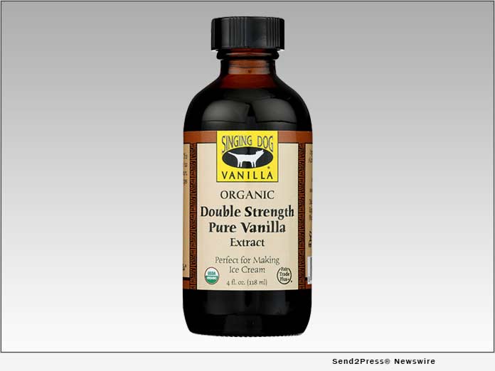 Organic Double Strength Pure Vanilla Extract from Singing Dog Vanilla