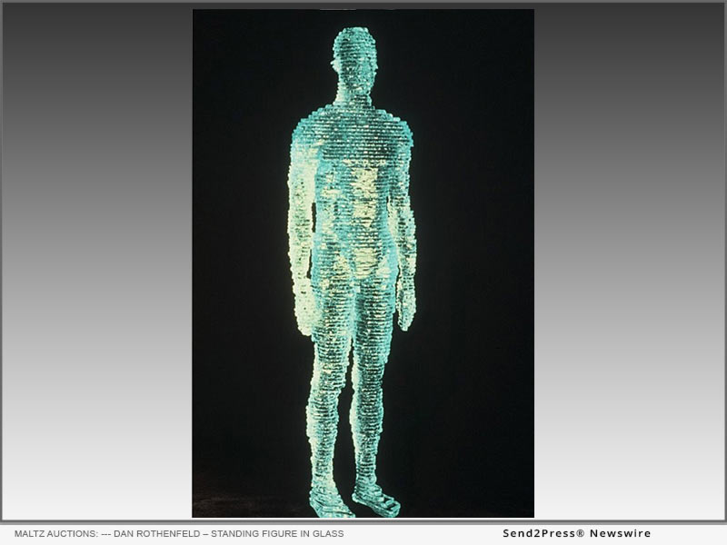 Dan Rothenfeld – Standing Figure in Glass