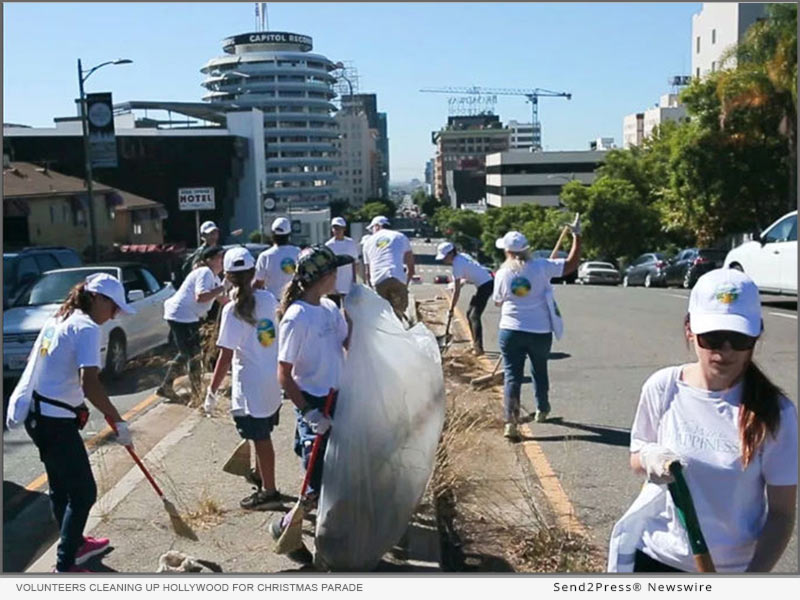 Volunteers cleaning up Hollywood for Christmas parade