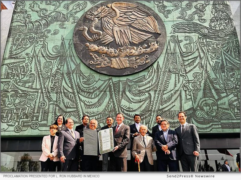 Proclamation presented for L. Ron Hubbard in Mexico