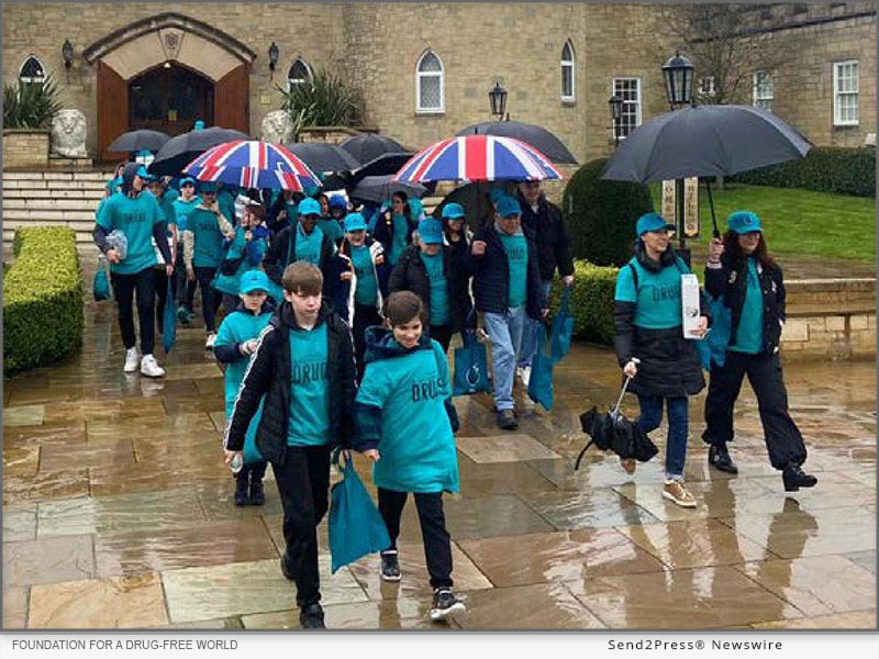 Young UK Scientologists Brave the Storm Clouds To Share the Truth About Drugs Rain or Shine